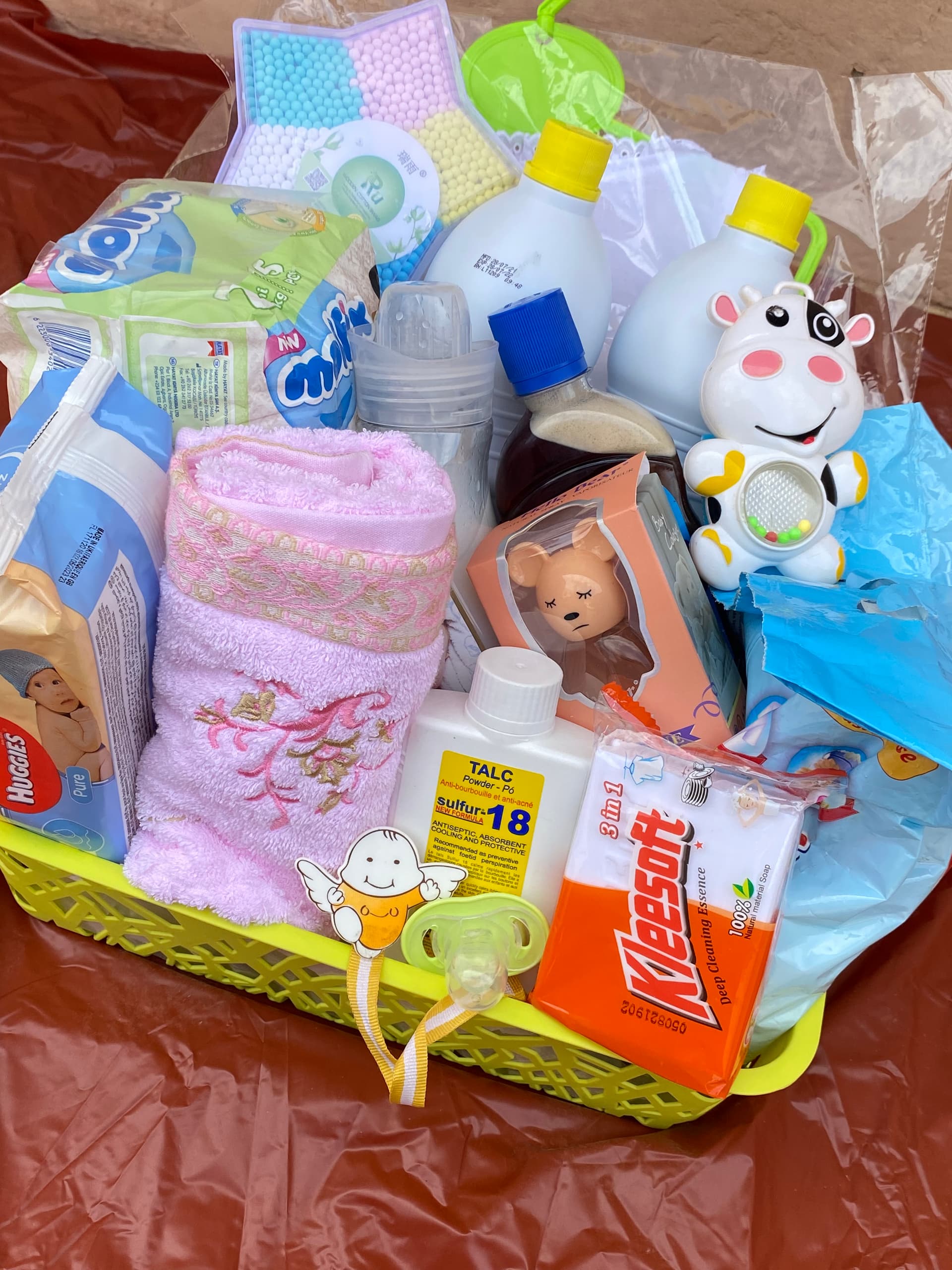 Baby gift hamper