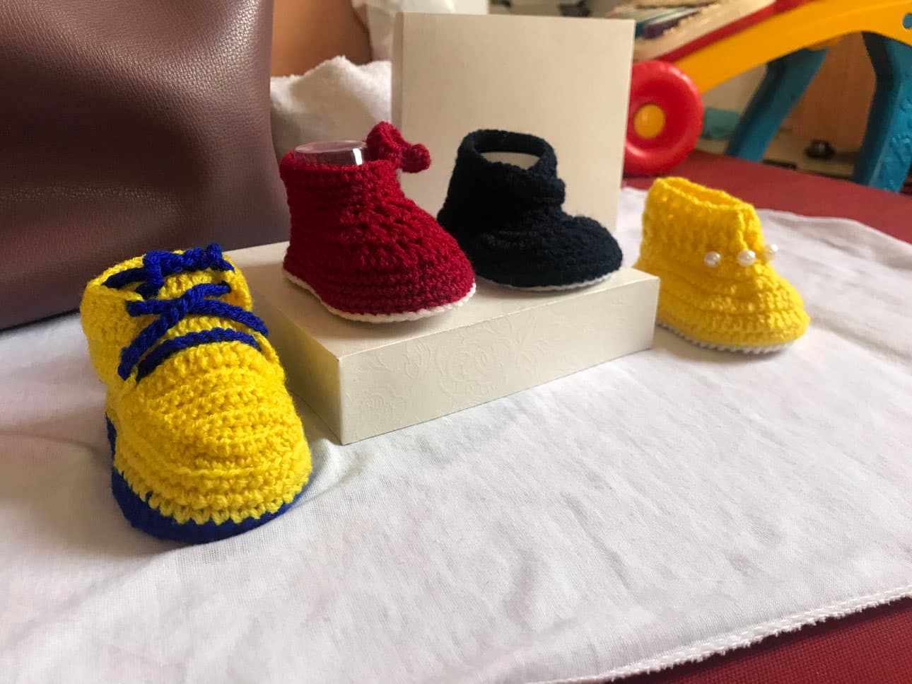 Crochet baby shoes